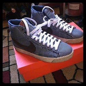 NIke Blazer Pinstripes Shoes